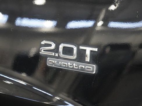 Used 2017 Audi Q5 2.0T Premium Plus w/ Technology Package image 11