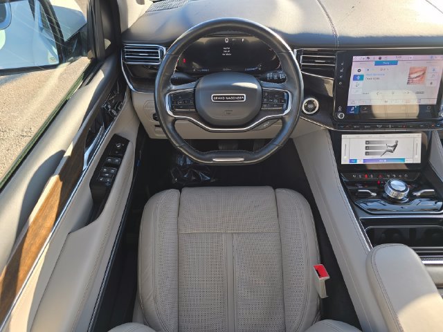 Used 2022 Jeep Grand Wagoneer Series I AWD/4WD image 4