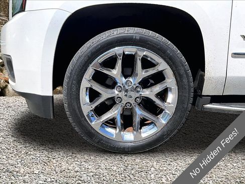 Used 2018 GMC Yukon SLT w/ Premium Edition AWD/4WD image 9