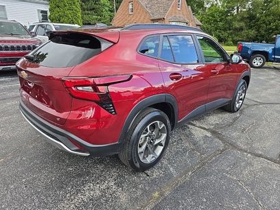 Used 2024 Chevrolet Trax LT w/ Driver Confidence Package