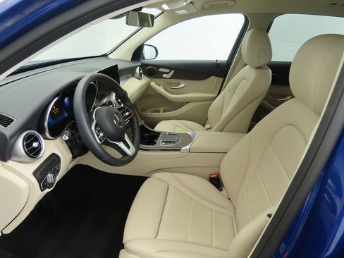 Certified 2022 Mercedes-Benz GLC 300 image 19