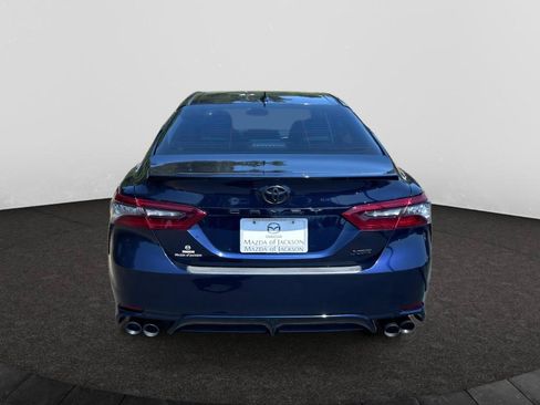 Used 2022 Toyota Camry XSE FWD image 4