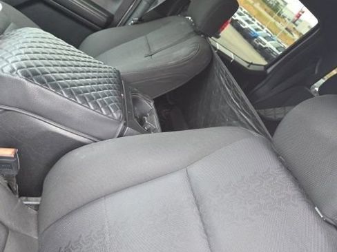 Used 2018 Ford F150 XLT w/ Equipment Group 302A Luxury AWD/4WD image 11