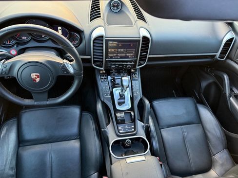 Used 2012 Porsche Cayenne image 15