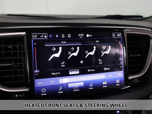 Used 2023 Chrysler Pacifica Touring-L FWD image 6
