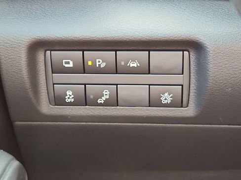 New 2025 Nissan Kicks Play S image 16