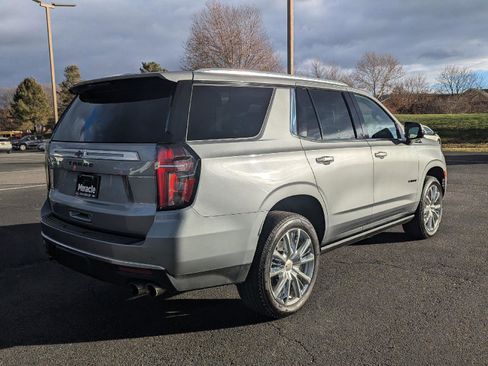 Used 2024 Chevrolet Tahoe High Country image 8