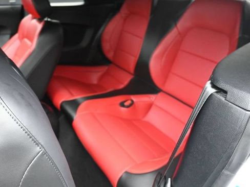 Used 2022 Ford Mustang GT Premium w/ GT Performance Package RWD image 15