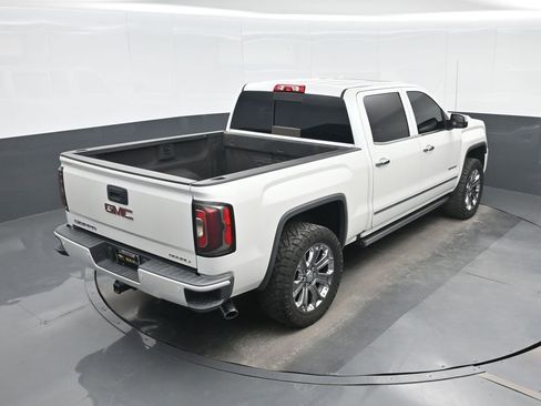 Used 2016 GMC Sierra 1500 Denali w/ Denali Ultimate Package AWD/4WD image 20