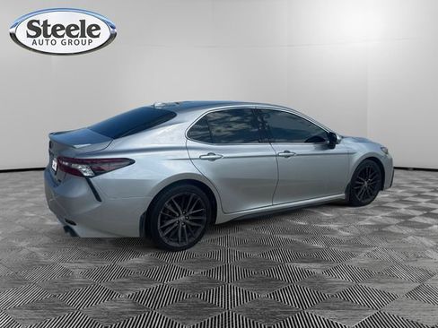Used 2021 Toyota Camry XSE FWD image 5