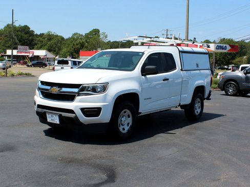 Used 2020 Chevrolet Colorado W/T w/ WT Convenience Package image 7