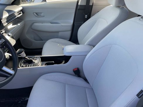 Certified 2025 Hyundai Kona SEL image 20