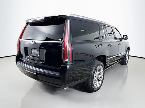Used 2019 Cadillac Escalade ESV Platinum AWD/4WD image 7