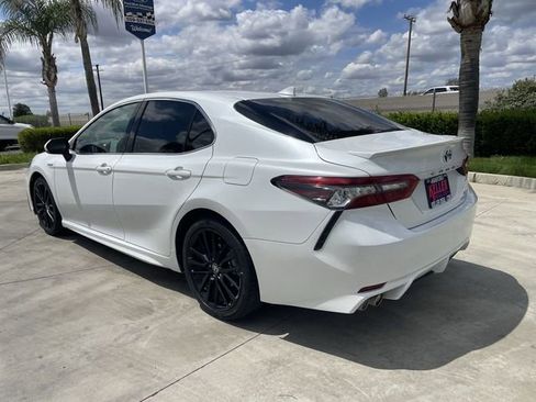 Used 2021 Toyota Camry XSE FWD image 6