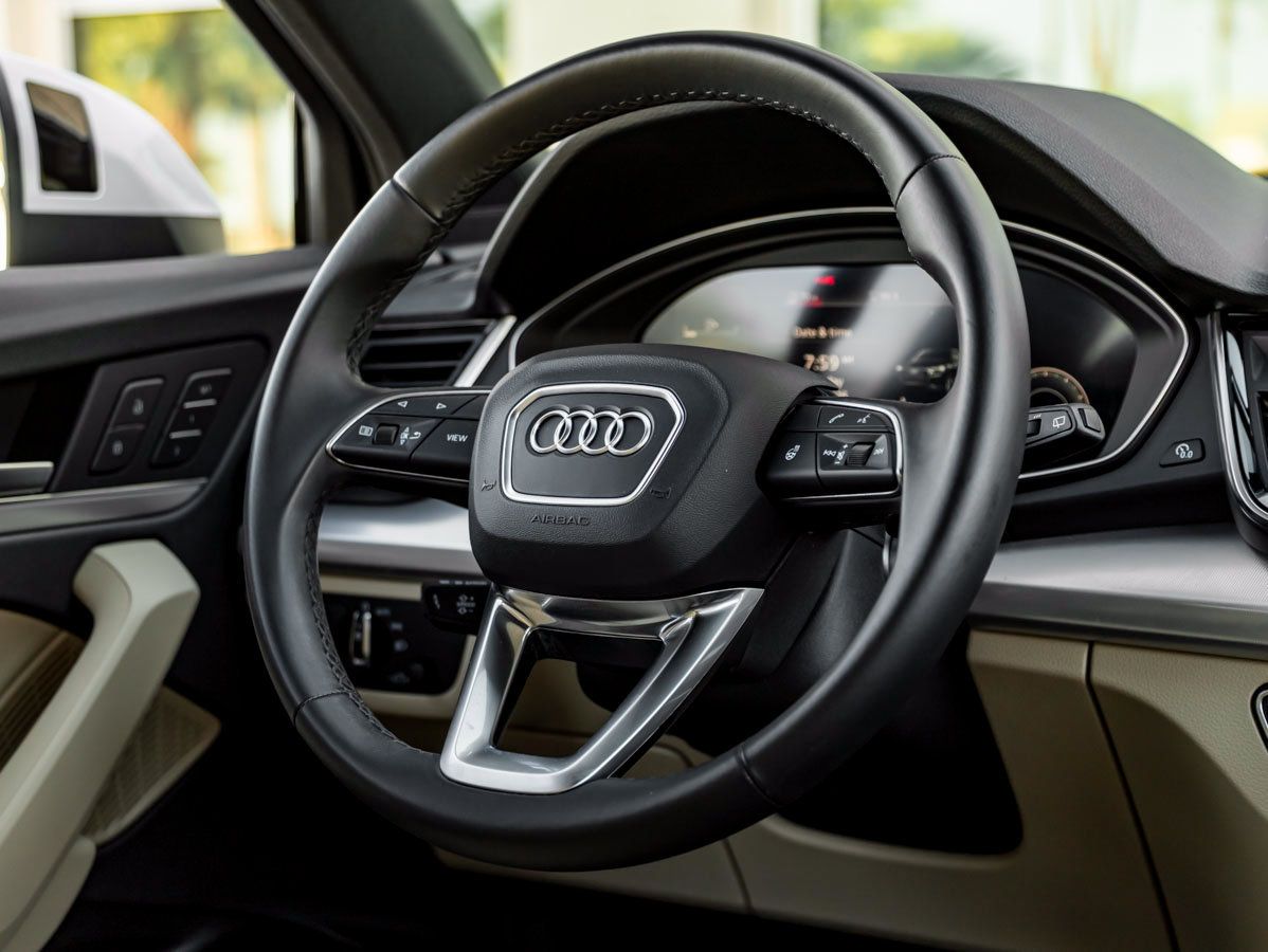 Used 2023 Audi Q5 2.0T Premium Plus w/ Premium Plus Package AWD/4WD image 22