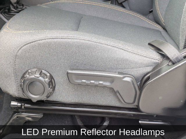 Used 2025 Jeep Wrangler Unlimited Sport AWD/4WD image 21