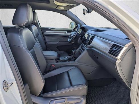 Used 2022 Volkswagen Atlas Cross Sport SE image 20