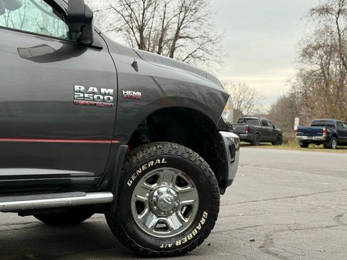 Used 2014 RAM 2500 SLT image 42