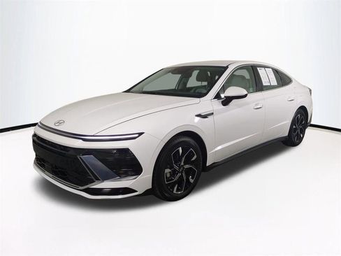 Certified 2024 Hyundai Sonata SEL image 9