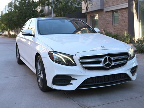 Used 2017 Mercedes-Benz E 300 image 2