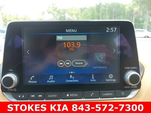 Used 2024 Nissan Sentra SV w/ SV Premium Package FWD image 16