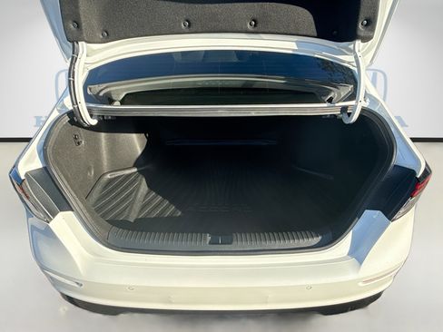 Used 2024 Honda Accord EX-L image 24