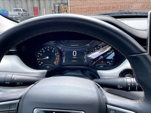 Used 2022 Jeep Compass Limited AWD/4WD image 19