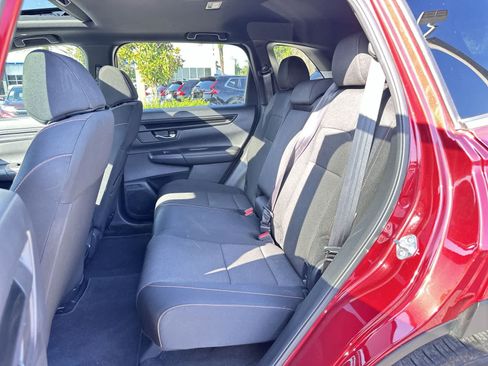 Used 2025 Honda CR-V Sport image 17