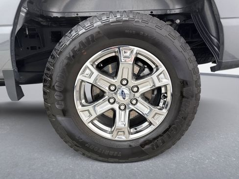 Used 2023 Ford F150 Lariat w/ Trailer Tow Package AWD/4WD image 26