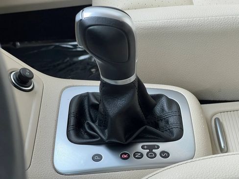 Used 2016 Volkswagen Tiguan S FWD image 21