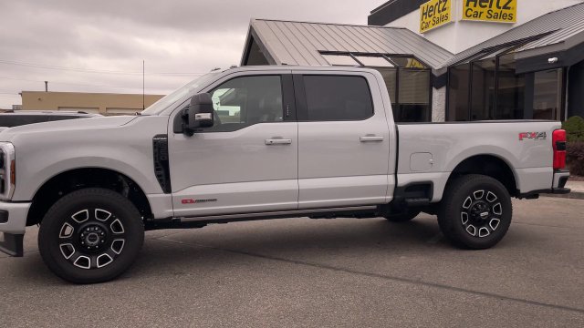 Used 2026 Ford F350 Platinum AWD/4WD image 6