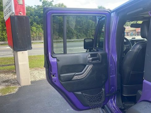 Used 2017 Jeep Wrangler Unlimited Sport w/ Quick Order Package 24S AWD/4WD image 9