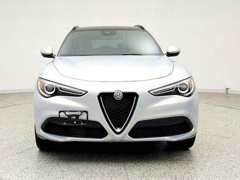 Used 2022 Alfa Romeo Stelvio Ti AWD/4WD image 2