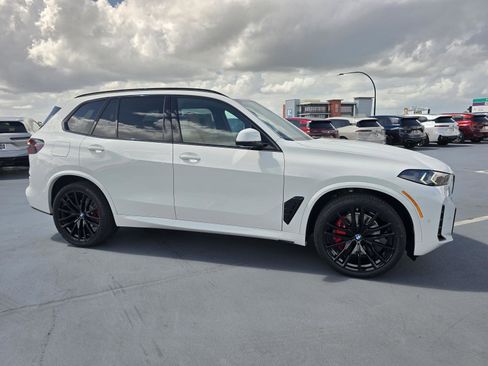 New 2026 BMW X5 xDrive40i w/ M Sport Package AWD/4WD image 26