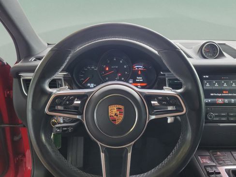 Used 2017 Porsche Macan GTS image 10