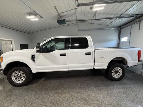 Used 2017 Ford F350 XLT AWD/4WD image 6