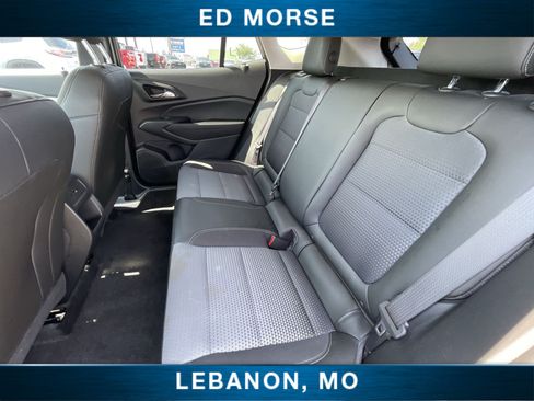 Certified 2025 Chevrolet Trax LT FWD image 22