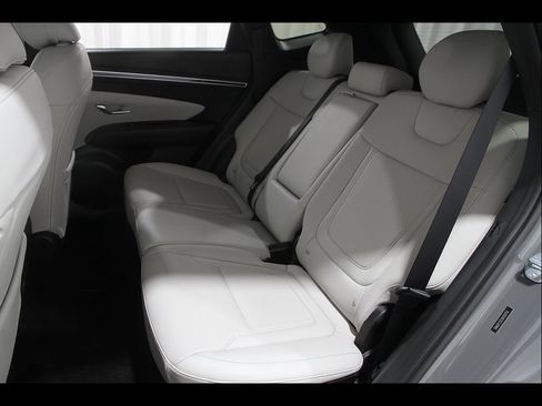 Certified 2024 Hyundai Tucson SEL w/ Convenience Package AWD/4WD image 19