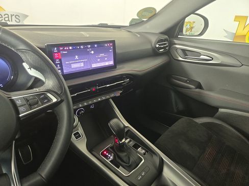 Used 2024 Dodge Hornet R/T image 24