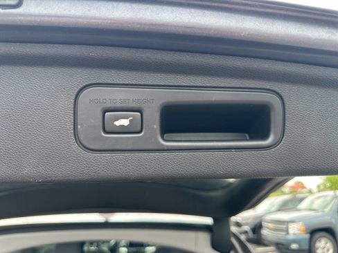 Used 2021 Honda Odyssey Touring image 12