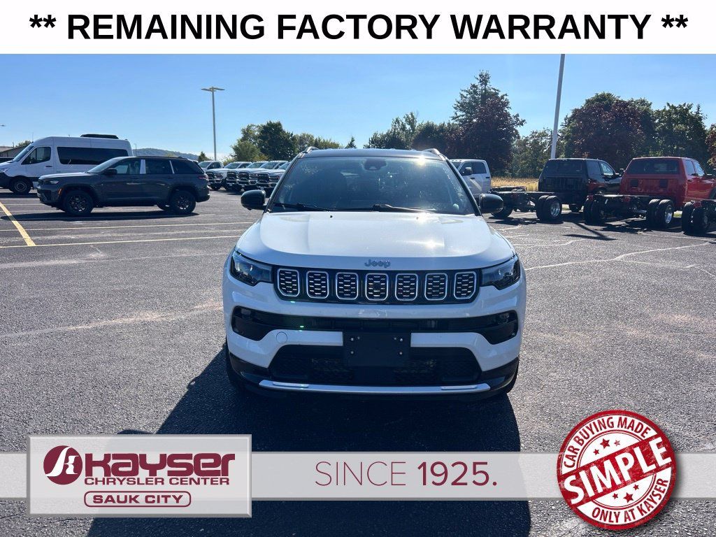 Used 2025 Jeep Compass Limited w/ Elite Group AWD/4WD image 3