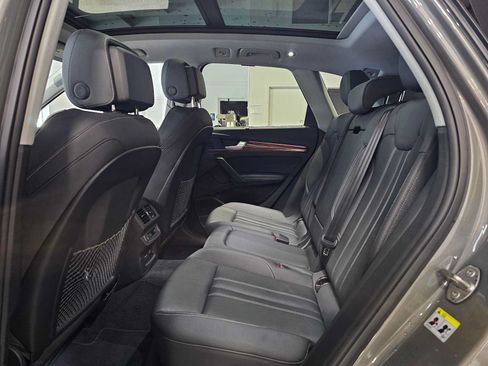 Used 2023 Audi Q5 2.0T Prestige w/ Prestige Package AWD/4WD image 17