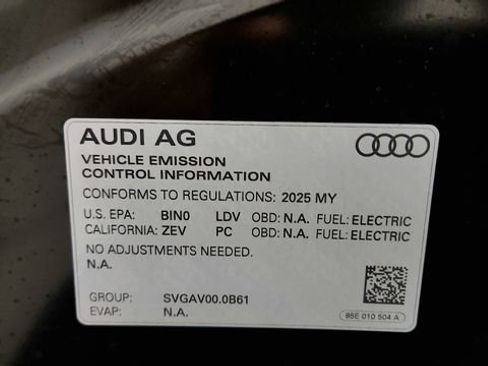 Used 2025 Audi A6 e-tron Premium Plus w/ Premium Plus RWD image 77