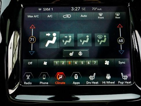 Used 2017 Jeep Compass Limited w/ Navigation Group image 27