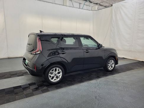 Used 2025 Kia Soul S image 10