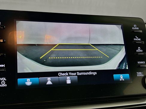 Used 2019 Honda Accord EX image 22