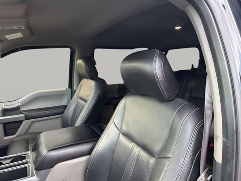 Used 2018 Ford F150 XLT w/ Equipment Group 302A Luxury image 27