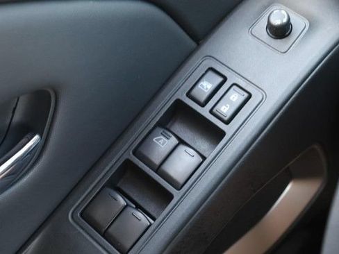 Certified 2022 Nissan Frontier SV AWD/4WD image 17