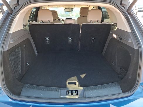 Used 2020 Lincoln Corsair Standard w/ Equipment Group 101A image 29