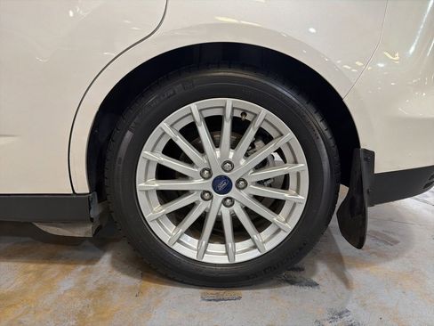 Used 2016 Ford C-MAX SEL w/ Equipment Group 302A image 38